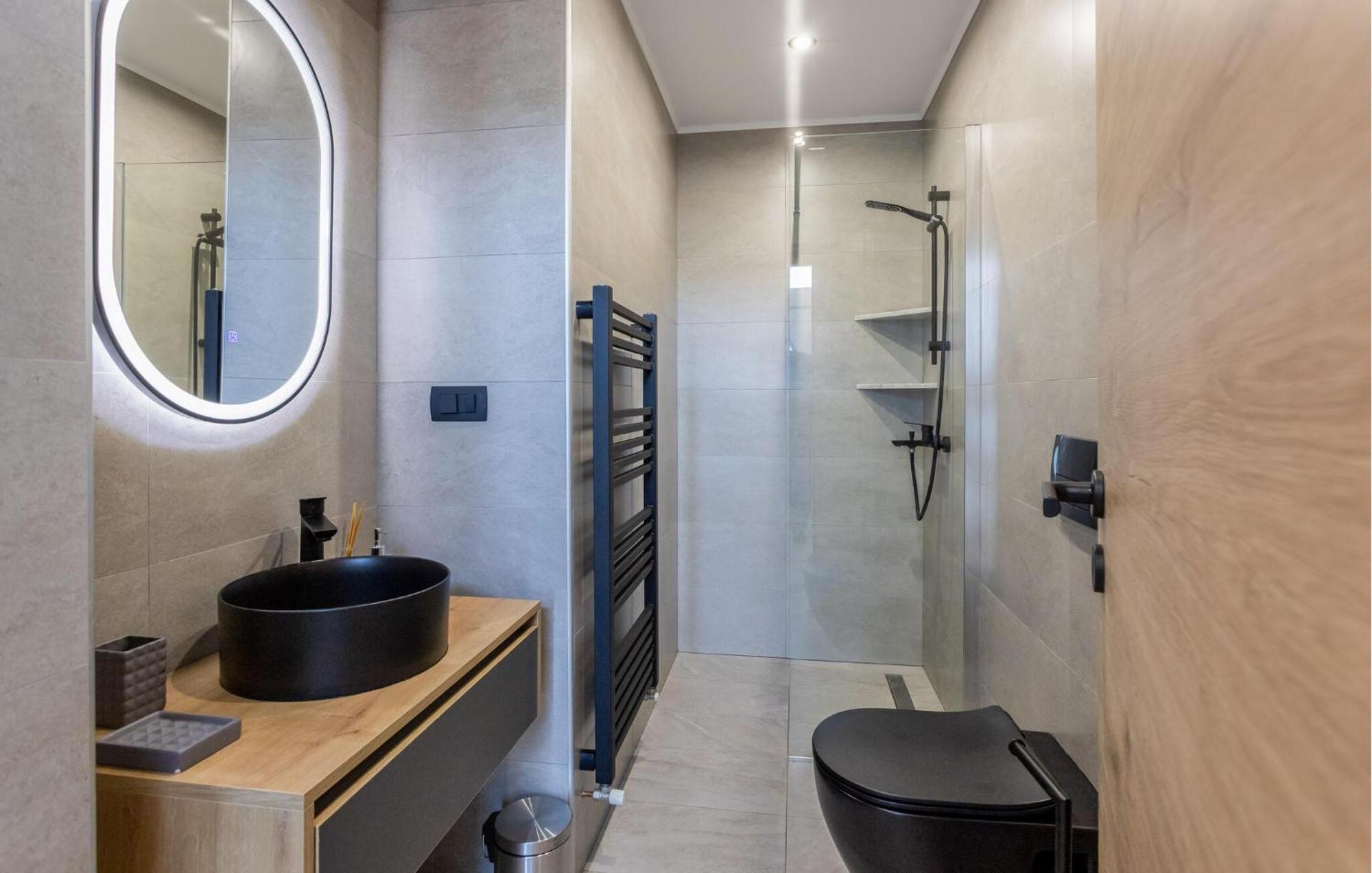 Gorgeous Apartment In Brsec With Kitchen エクステリア 写真